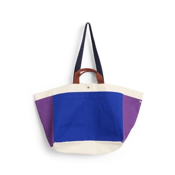 Weekend Bag Organic väska M - Electric blue multi - HAY