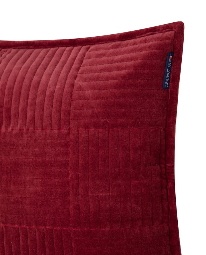 Quilted Velvet Star kuddfodral 50x50 cm, Red Lexington