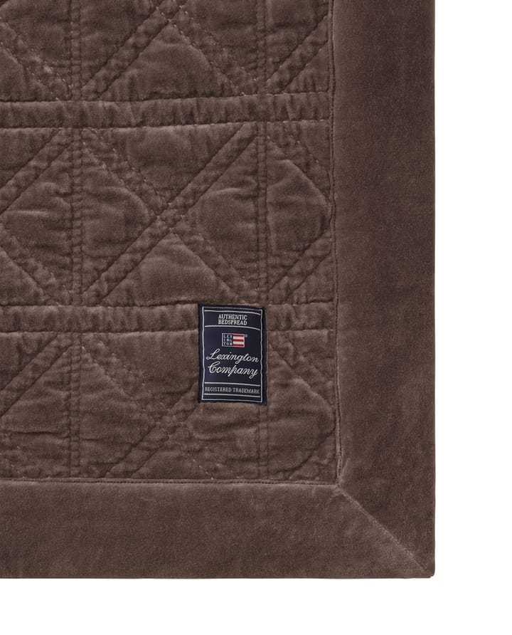 Rattan Quilted Velvet överkast 160x240 cm - Brown - Lexington