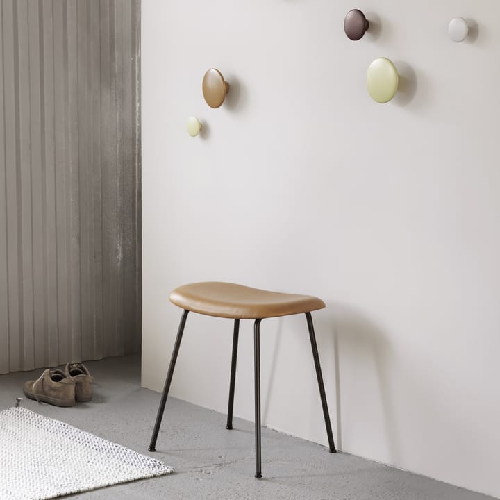 Fiber pall, black, svart stålstativ Muuto