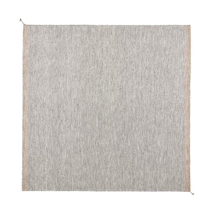 Ply matta 240x240 cm - Black-white - Muuto