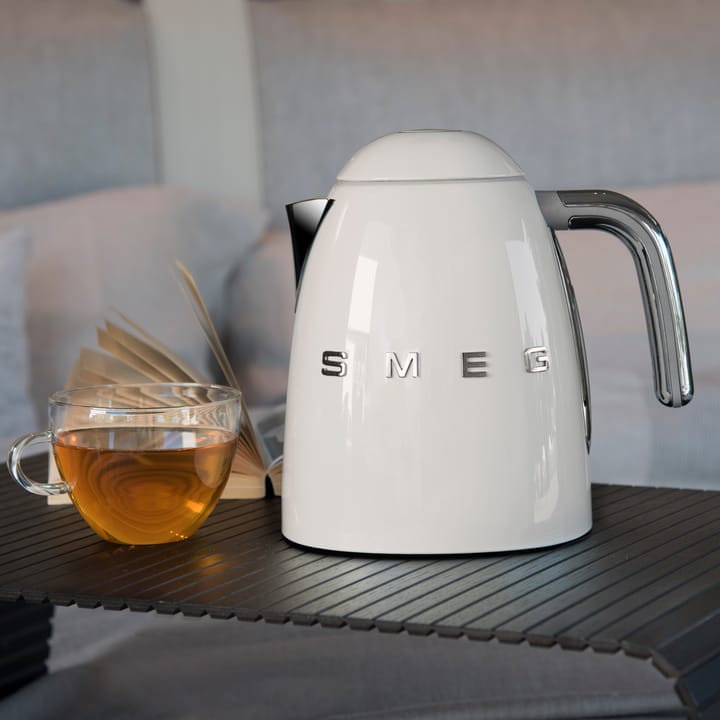 Smeg 50's Style vattenkokare med variabel temperatur 1,7 L - Créme vit - Smeg