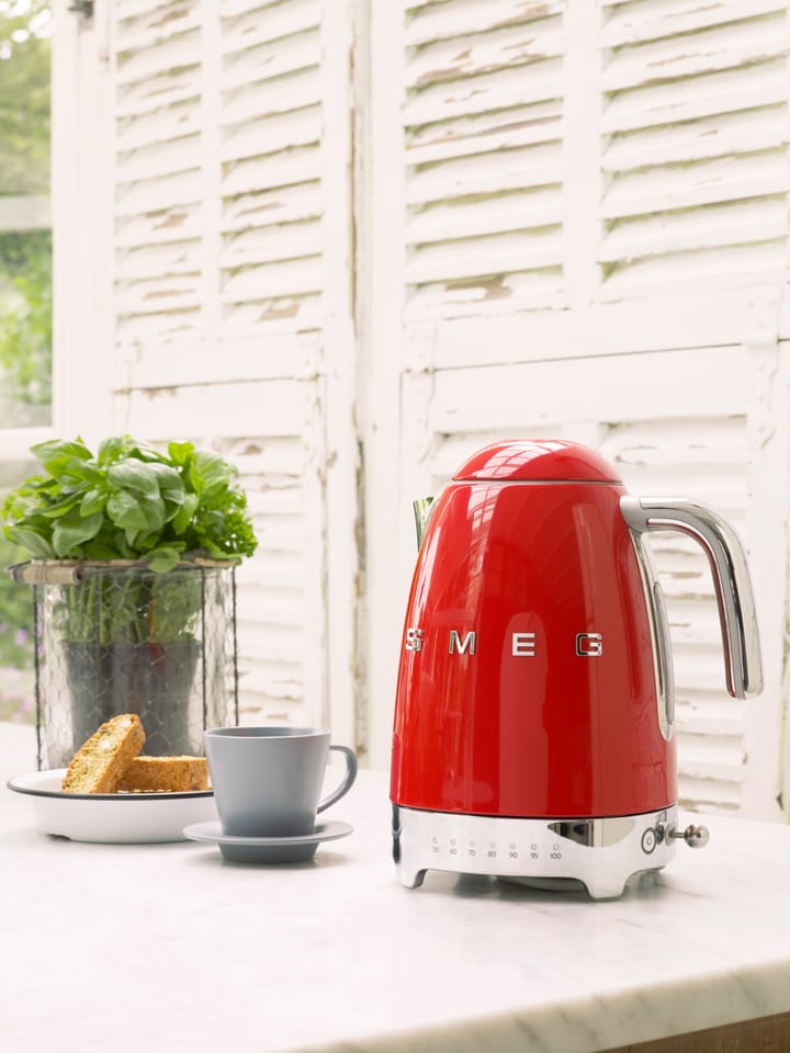 Smeg 50's Style vattenkokare med variabel temperatur 1,7 L - Röd - Smeg