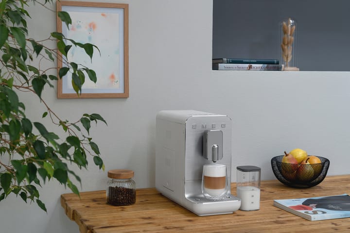 Smeg espressomaskin automatisk - Vit - Smeg