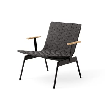 Ville Outdoor AV45 loungestol med armstöd - Warm black - &Tradition